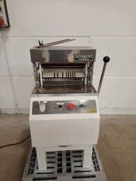 bread slicer 